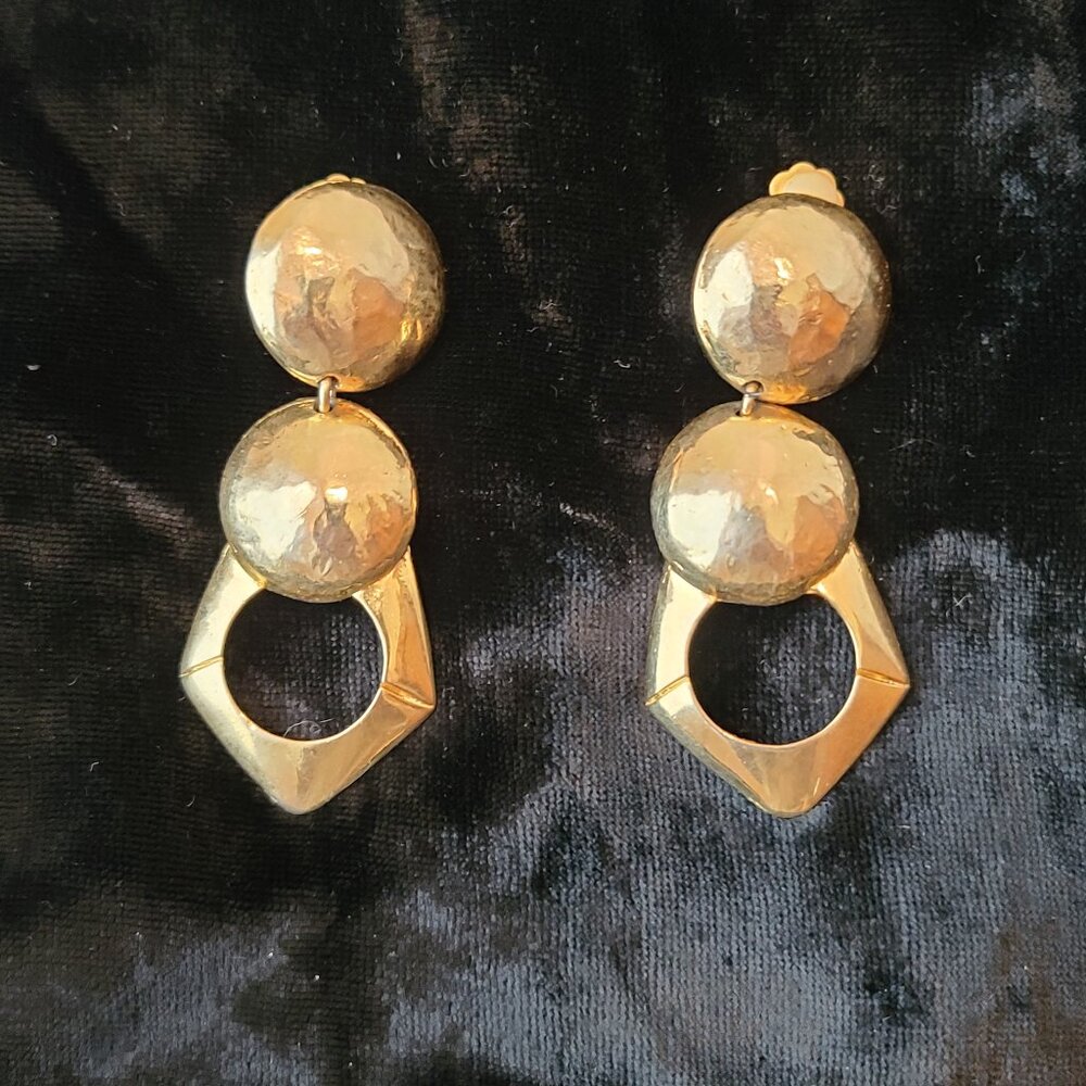 Vintage geometric modernist earrings gold toned hammered chunky
